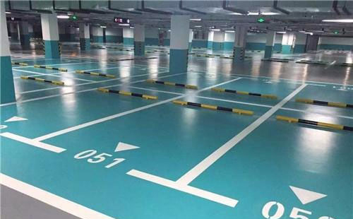 古浪古浪环氧地坪中涂：构筑坚固地面的关键环节